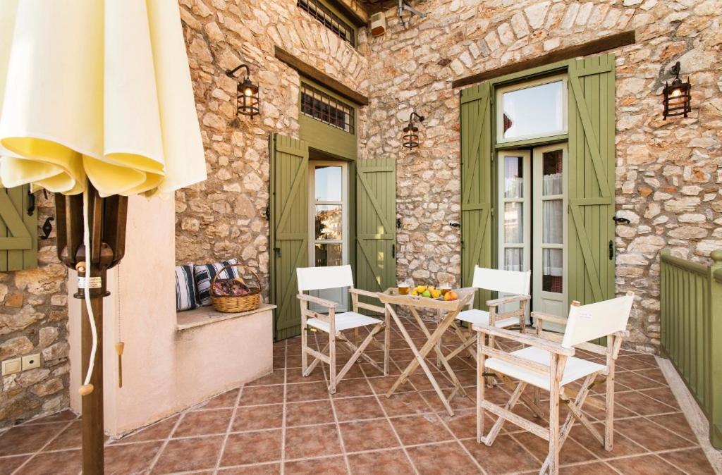 Kyparissia Old Town Lodge With Amazing Sea View Exteriör bild