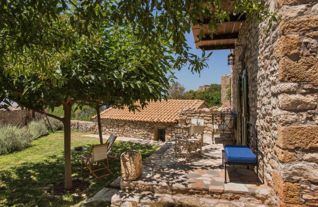 Kyparissia Old Town Lodge With Amazing Sea View Exteriör bild