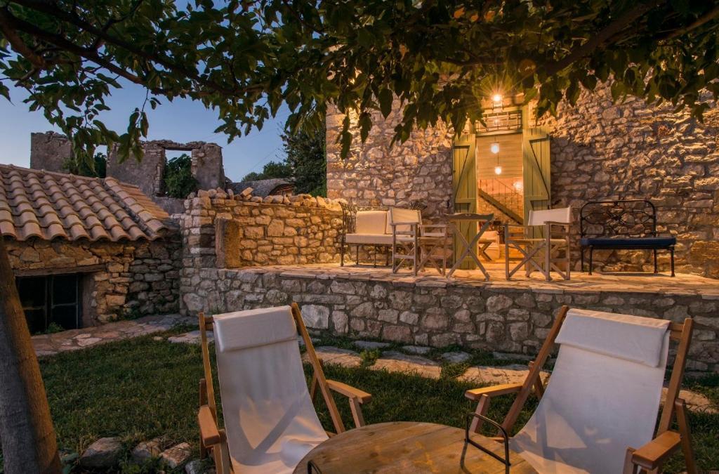 Kyparissia Old Town Lodge With Amazing Sea View Exteriör bild